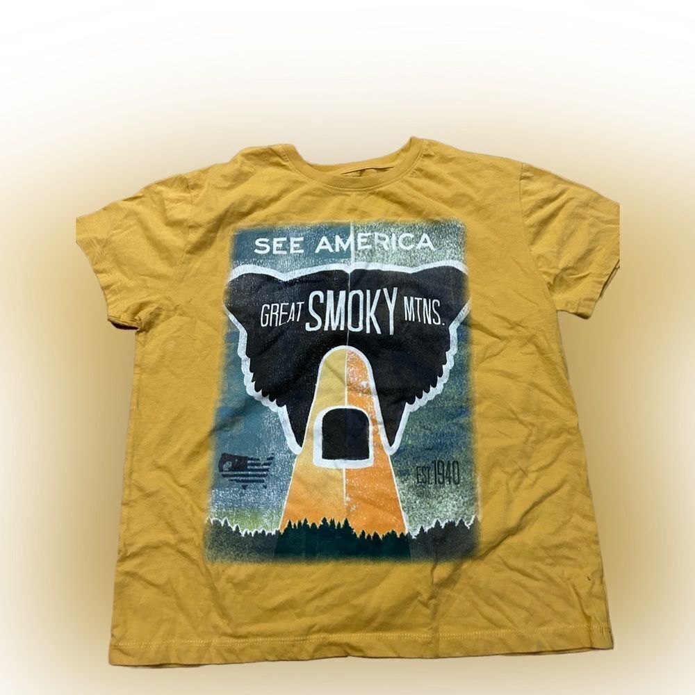 Great Smokey Mountains Bear Tshirt